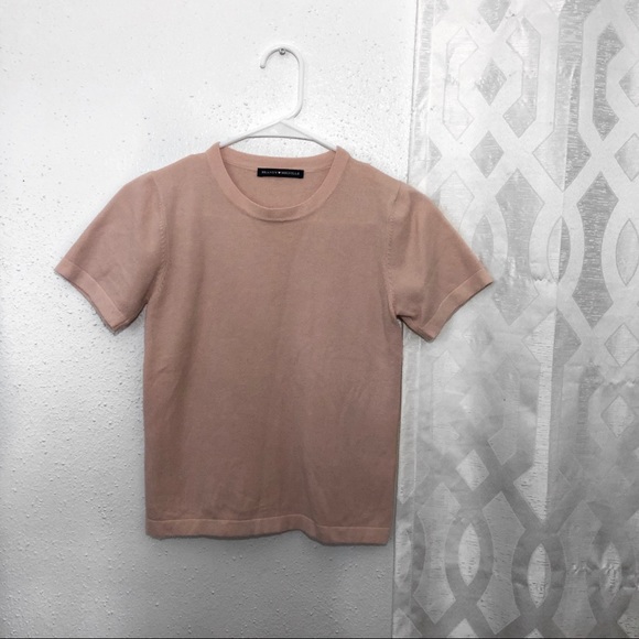 Brandy Melville Tops - BRANDY MELVILLE // crewneck top